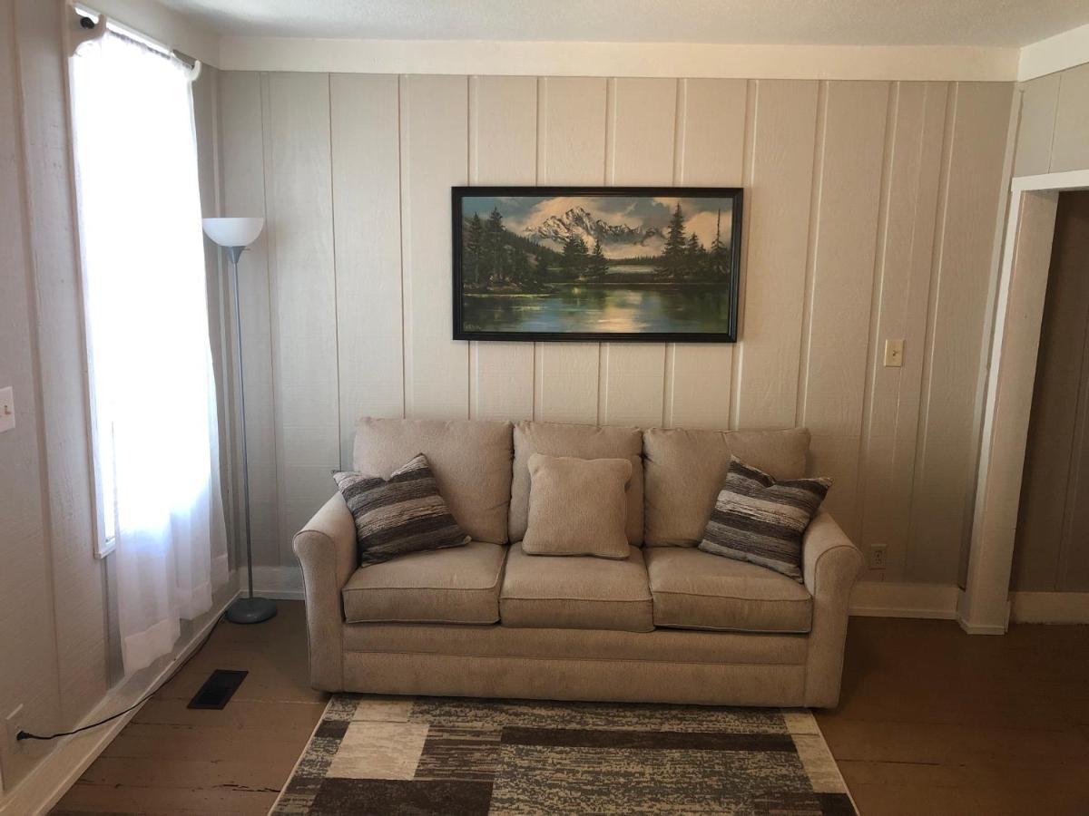 Downtown 2 Bedroom Cottage, Sleeps 6, Walking Distance To Honeywell, Downtown Restaurants, Shopping Wabash Экстерьер фото