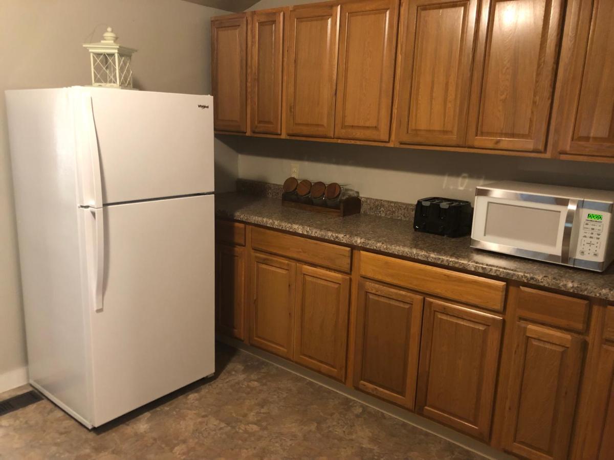 Downtown 2 Bedroom Cottage, Sleeps 6, Walking Distance To Honeywell, Downtown Restaurants, Shopping Wabash Экстерьер фото