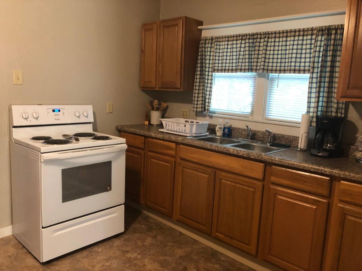 Downtown 2 Bedroom Cottage, Sleeps 6, Walking Distance To Honeywell, Downtown Restaurants, Shopping Wabash Экстерьер фото